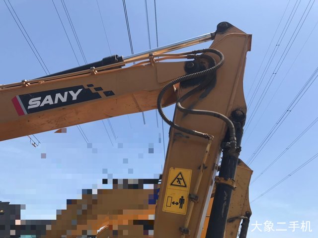 三一重工 SY135C 挖掘机