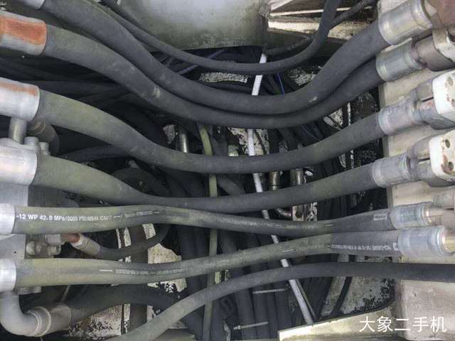 阿特拉斯中国 测试 挖掘机