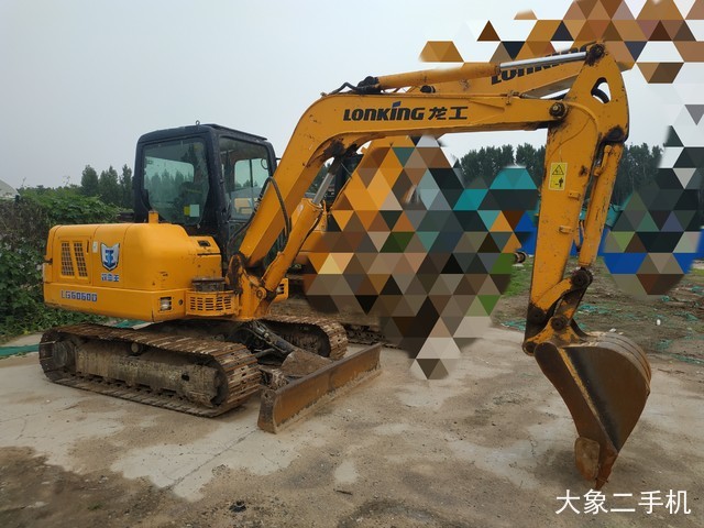 龙工 LG6060D 挖掘机