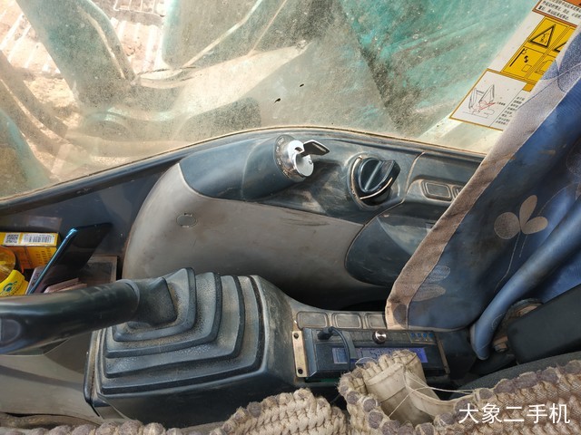 神钢 SK350LC-8 挖掘机