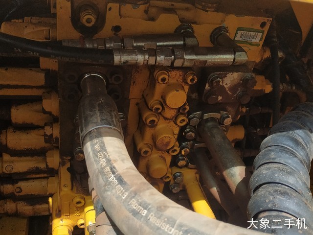 小松 PC240LC-8M0 挖掘机