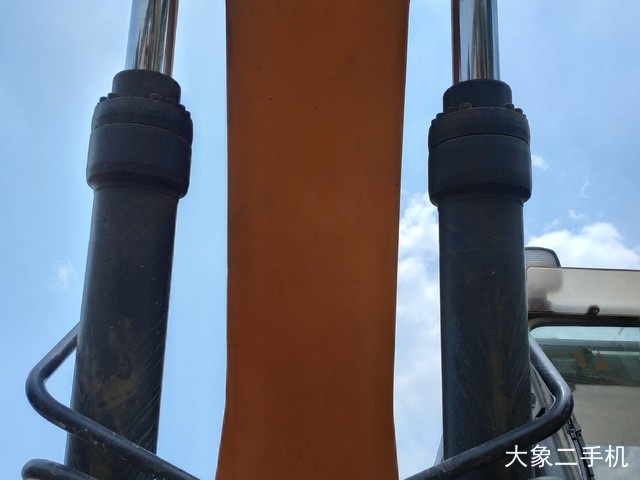 三一重工 SY335C 挖掘机