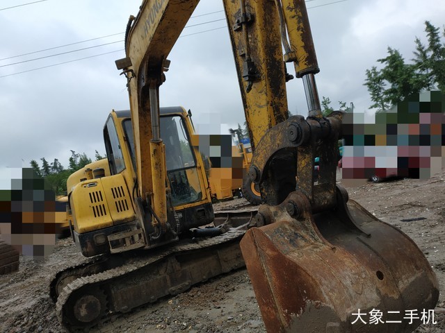 现代 R60-7 挖掘机