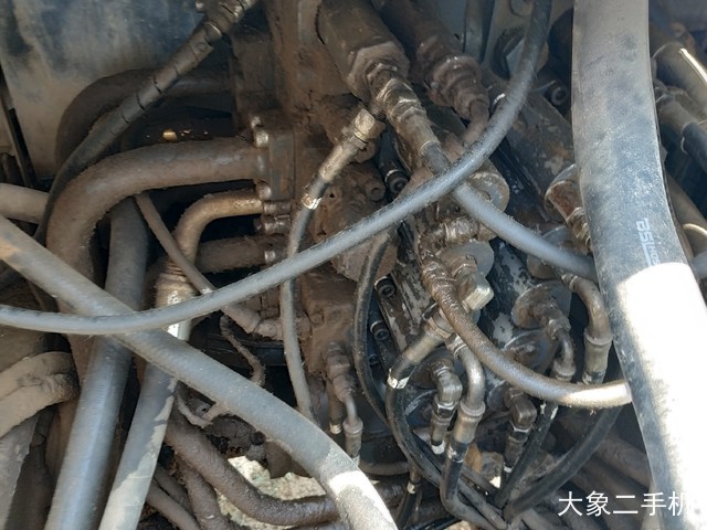 住友 SH240-5 挖掘机