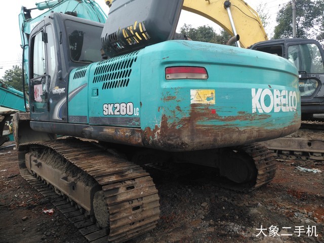 神钢 SK260LC-8 挖掘机