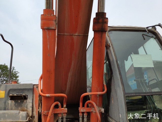 日立 ZX270-3 挖掘机