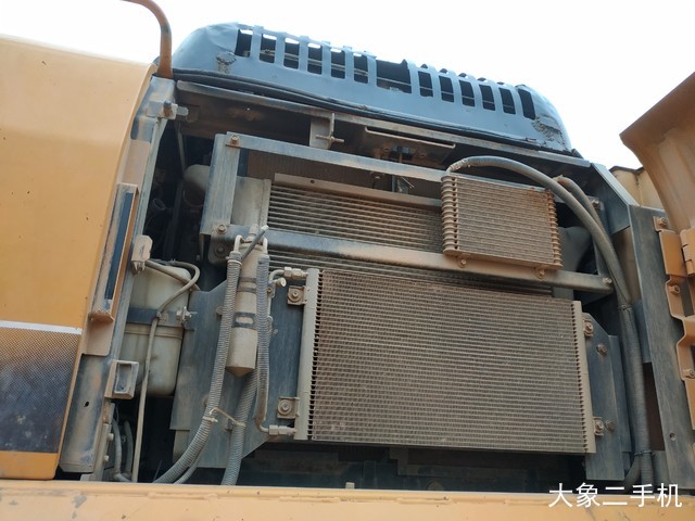 凯斯 CX300B 挖掘机