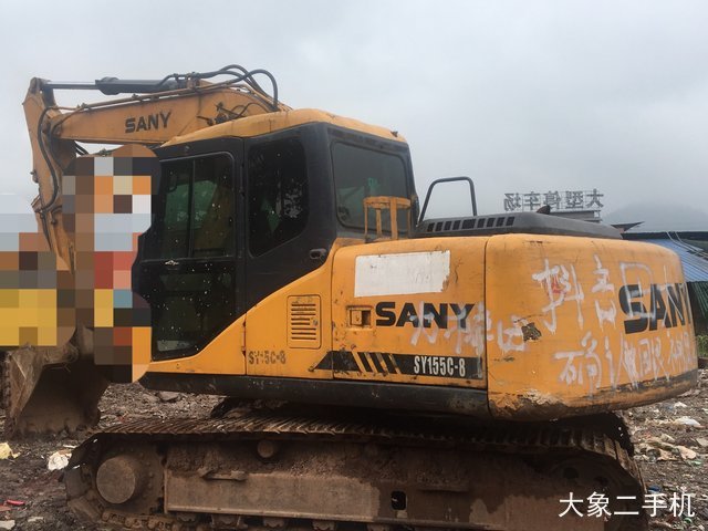 三一重工 SY135C 挖掘机