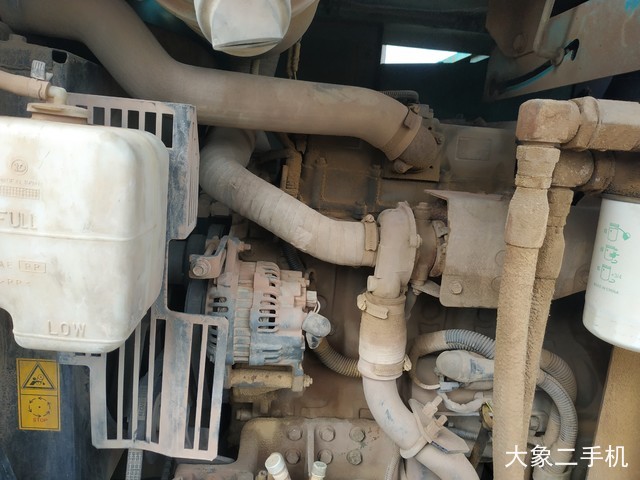 神钢 SK75-8 挖掘机