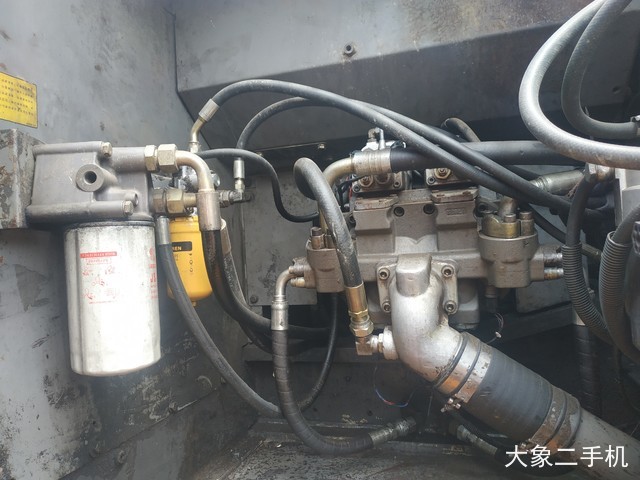 日立 ZX210LC-3 挖掘机