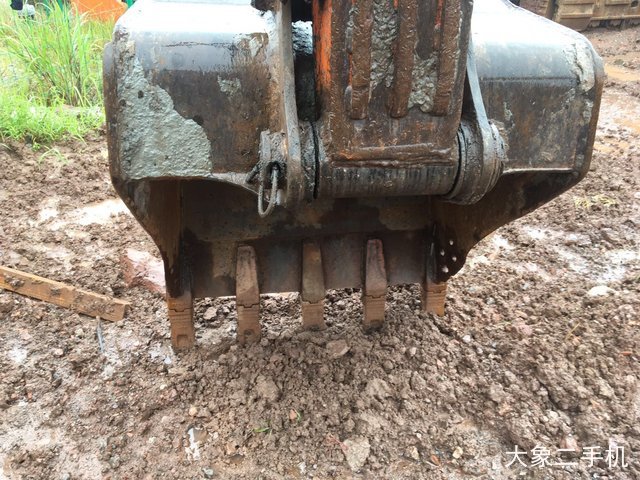 斗山 DH150W-7 挖掘机