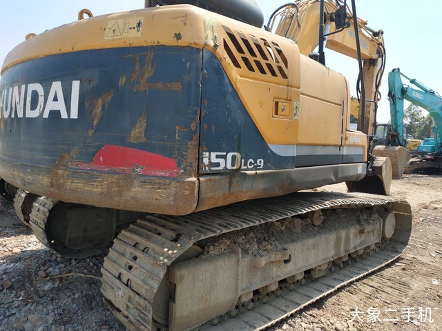 现代 R150LC-9 挖掘机