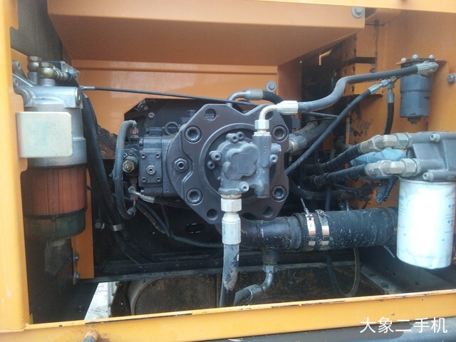 三一重工 SY235C 挖掘机