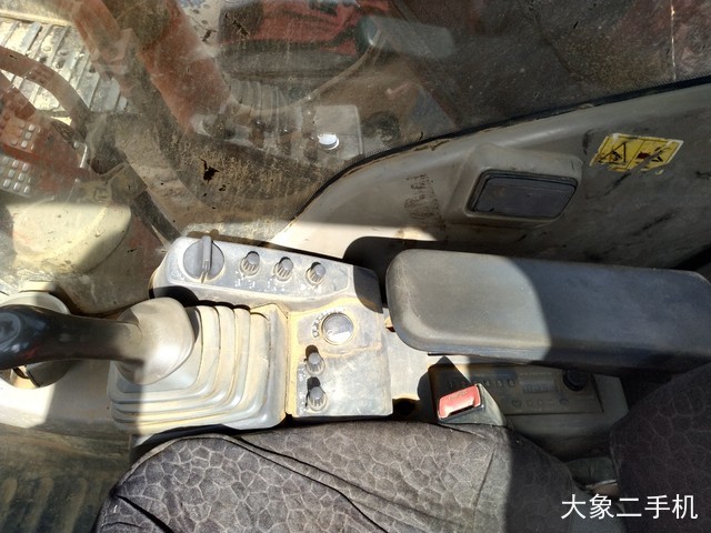 日立 ZX270-3 挖掘机