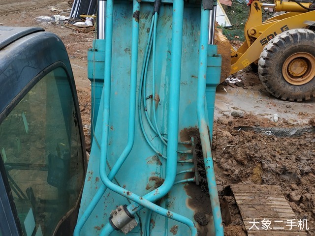神钢 SK260LC-8 挖掘机
