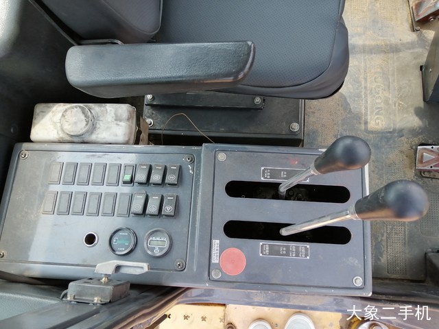 柳工 ZL50CN 装载机