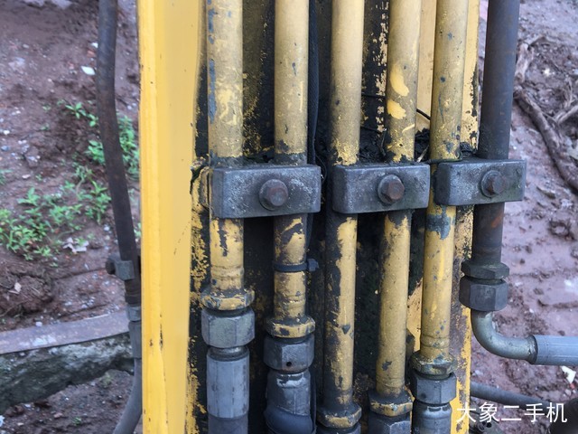 山东临工 LG665 挖掘机