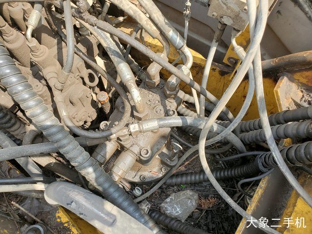 徐工 XE150 挖掘机