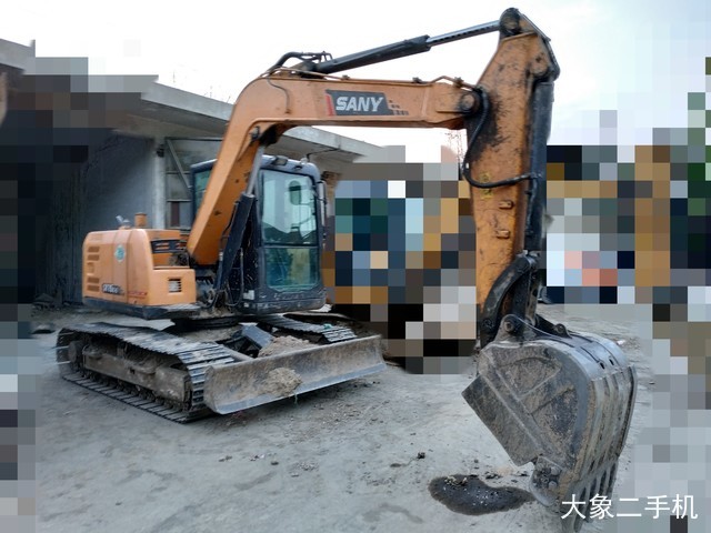 三一重工 SY75C 挖掘机