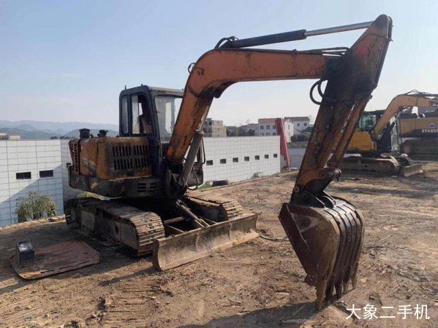 恒天九五 JZL60 挖掘机