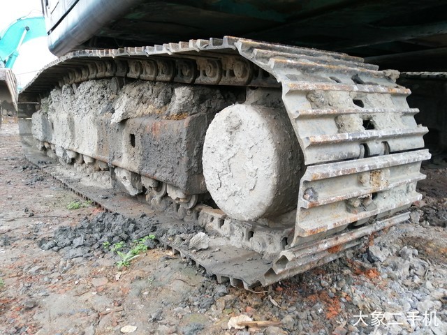 神钢 SK260LC-8 挖掘机