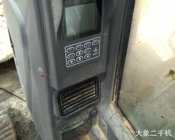 三一重工 SY75C 挖掘机