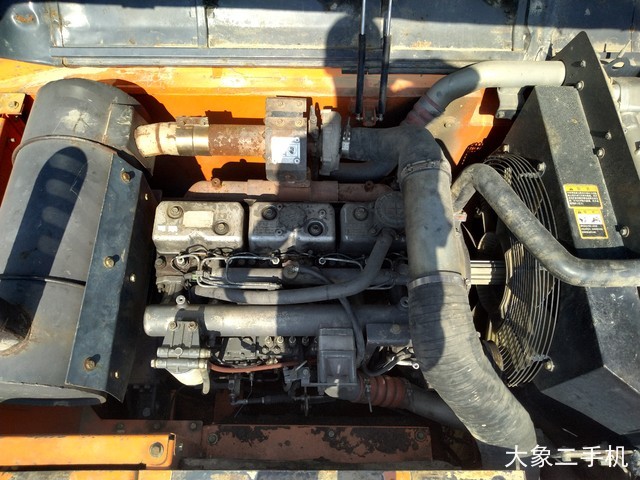 斗山 DX260LC 挖掘机