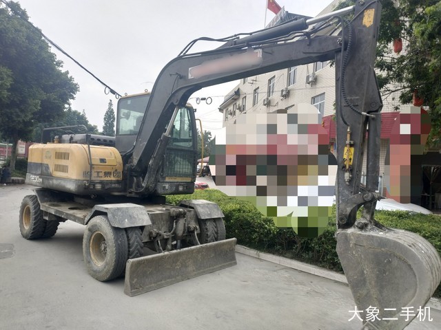 临工金利 LG690BM 挖掘机