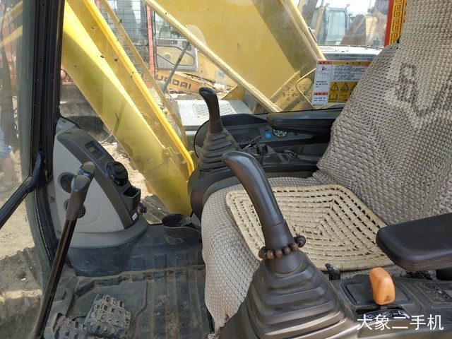 住友 SH210-5 挖掘机