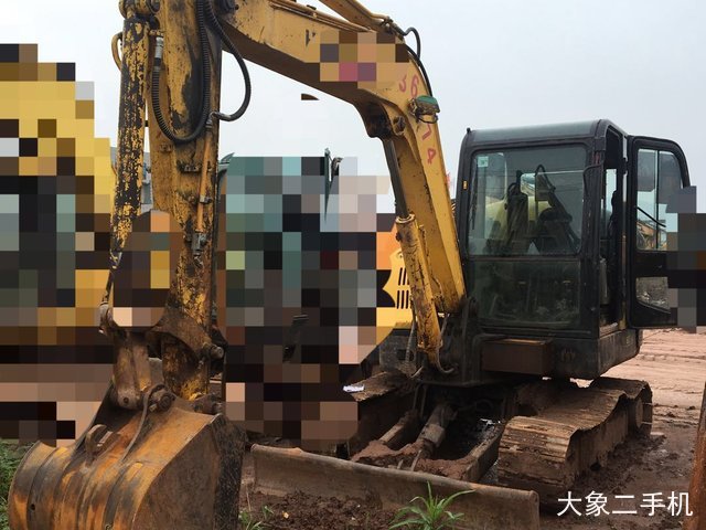 现代 R60-7 挖掘机