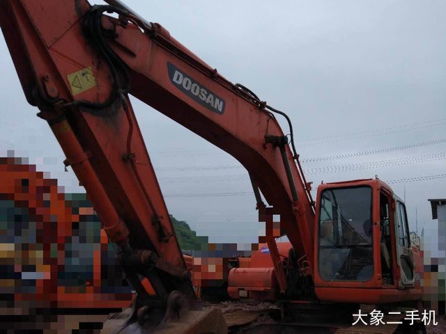 斗山 DH215-7 挖掘机