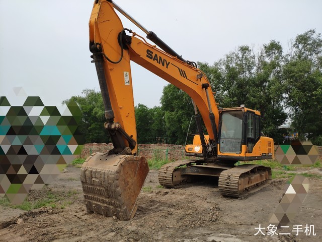 三一重工 SY235C-8S 挖掘机
