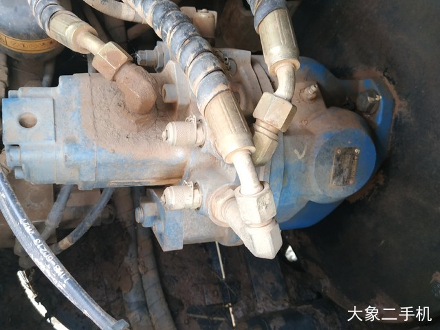 现代 R60-7 挖掘机