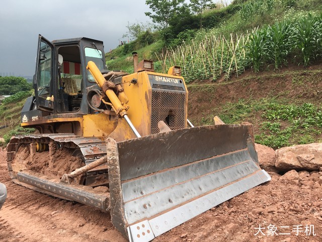 山推 SD16标准型 推土机
