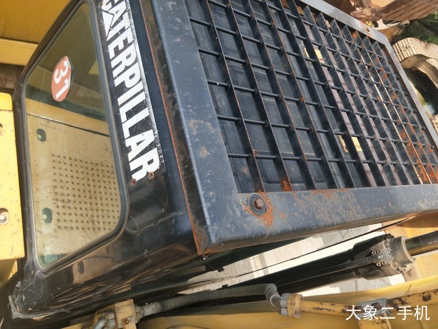 卡特彼勒 323DL 挖掘机