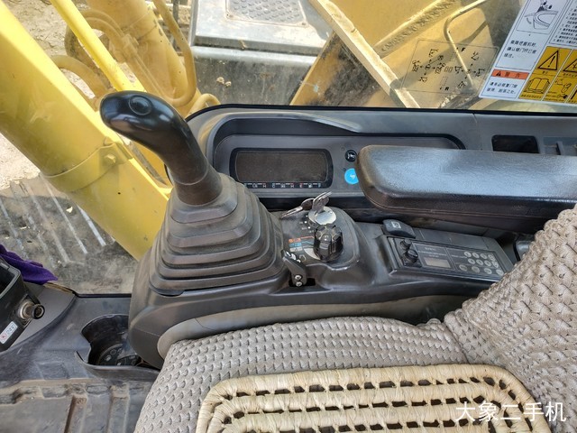 住友 SH210-5 挖掘机