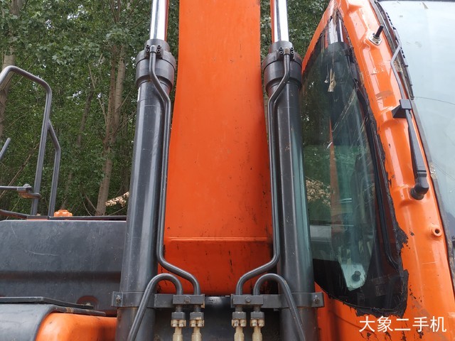 斗山 DX215-9C 挖掘机