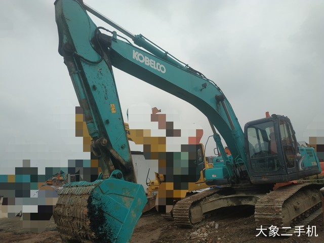 神钢 SK260LC-8 挖掘机
