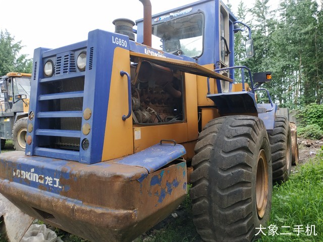 龙工 LG850 装载机