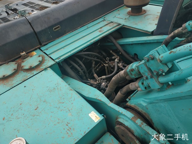 神钢 SK480LC-8 挖掘机