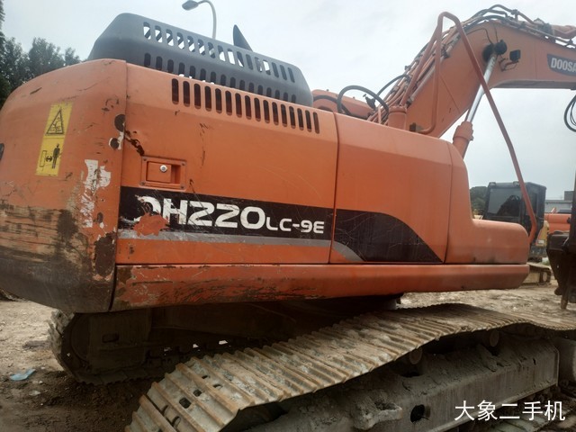斗山 DH220LC-9E 挖掘机