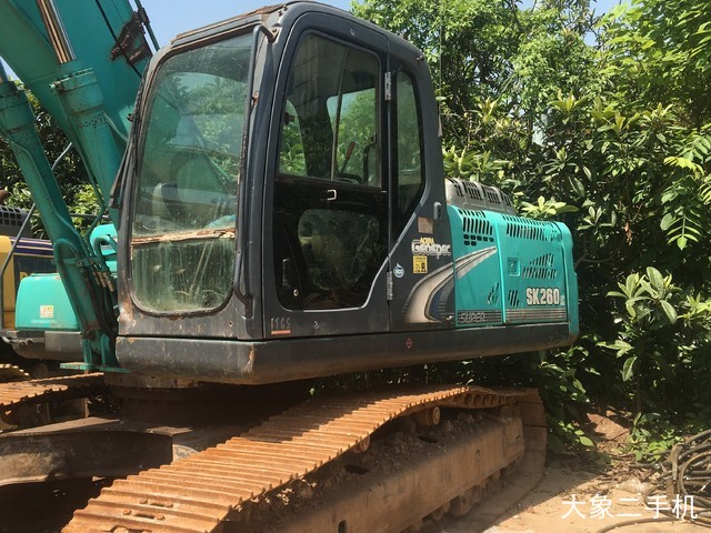 神钢 SK260LC-8 挖掘机