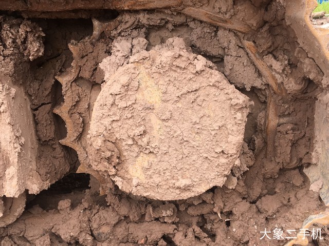 徐工 XE135B 挖掘机