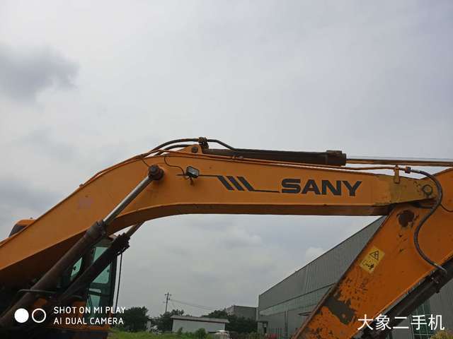 三一重工 SY235C 挖掘机