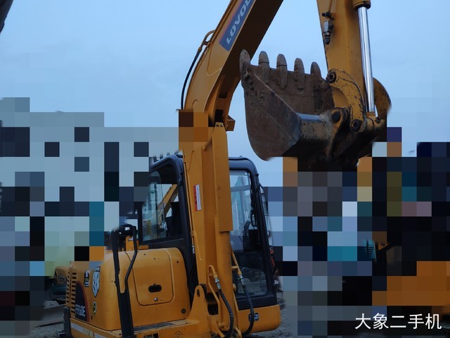 雷沃重工 FR60E 挖掘机