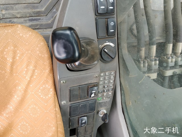 沃尔沃 EC380DL 挖掘机