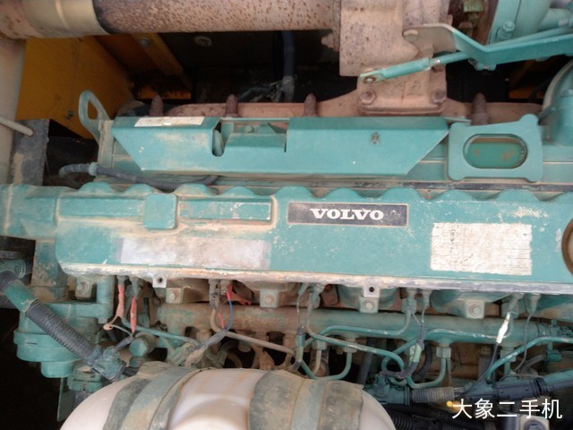 沃尔沃 EC210BLC 挖掘机