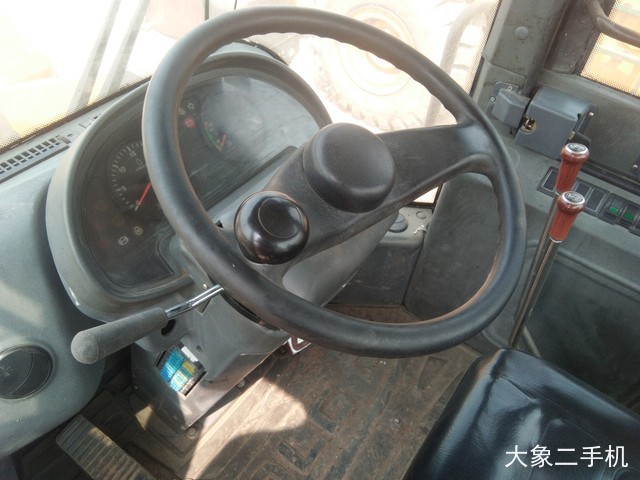 山东临工 LG953 装载机