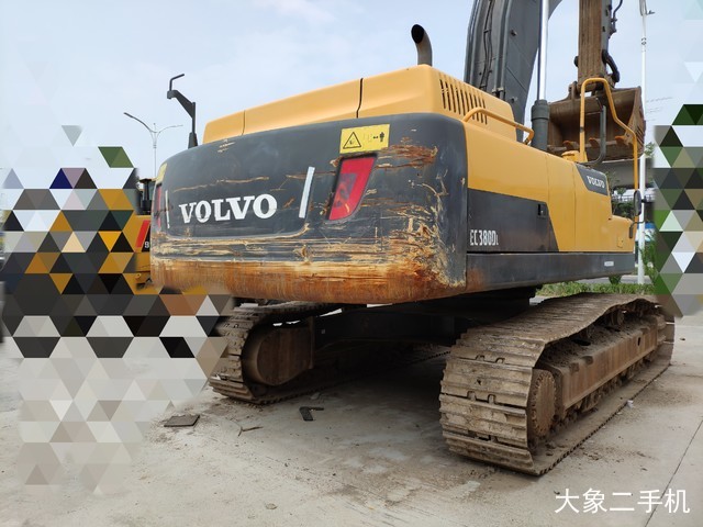 沃尔沃 EC380DL 挖掘机