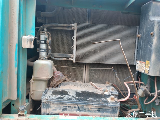 神钢 SK260LC-8 挖掘机